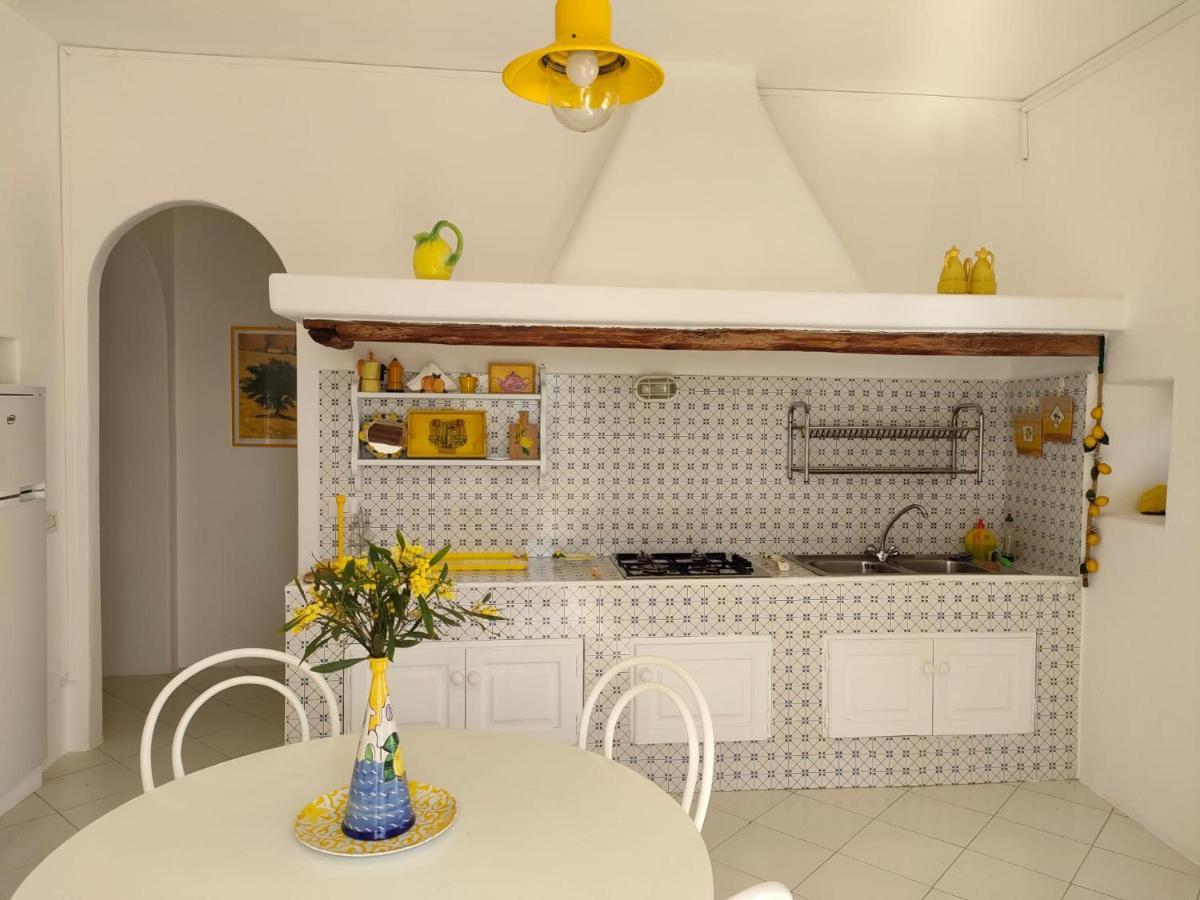 Casa Mariva Villa Lipari  Buitenkant foto