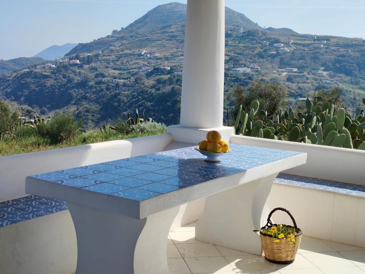 Casa Mariva Villa Lipari  Buitenkant foto